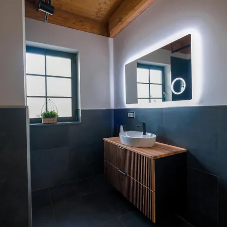 Wunderschoenes Blockhaus Direkt Am Fuer 10 Pax Дом отдыха Grobern